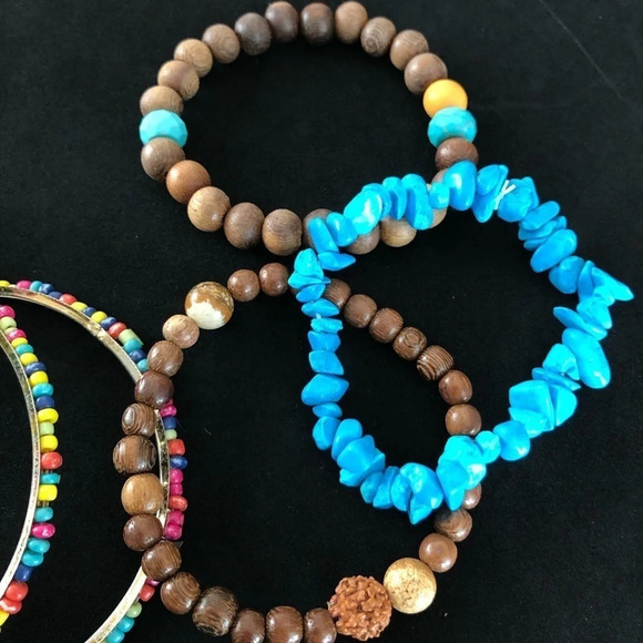 6 Piece Bracelet Lot Seed Bead Wooden Stretch Blue - Picture 3 of 4